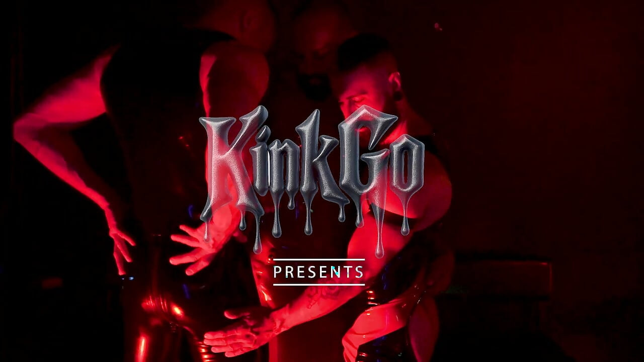 Iubiți în latexx de Kinkgo