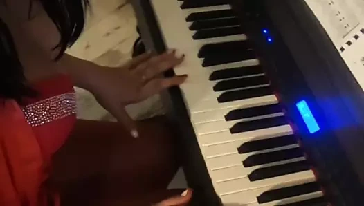 Милфа Калла в видео