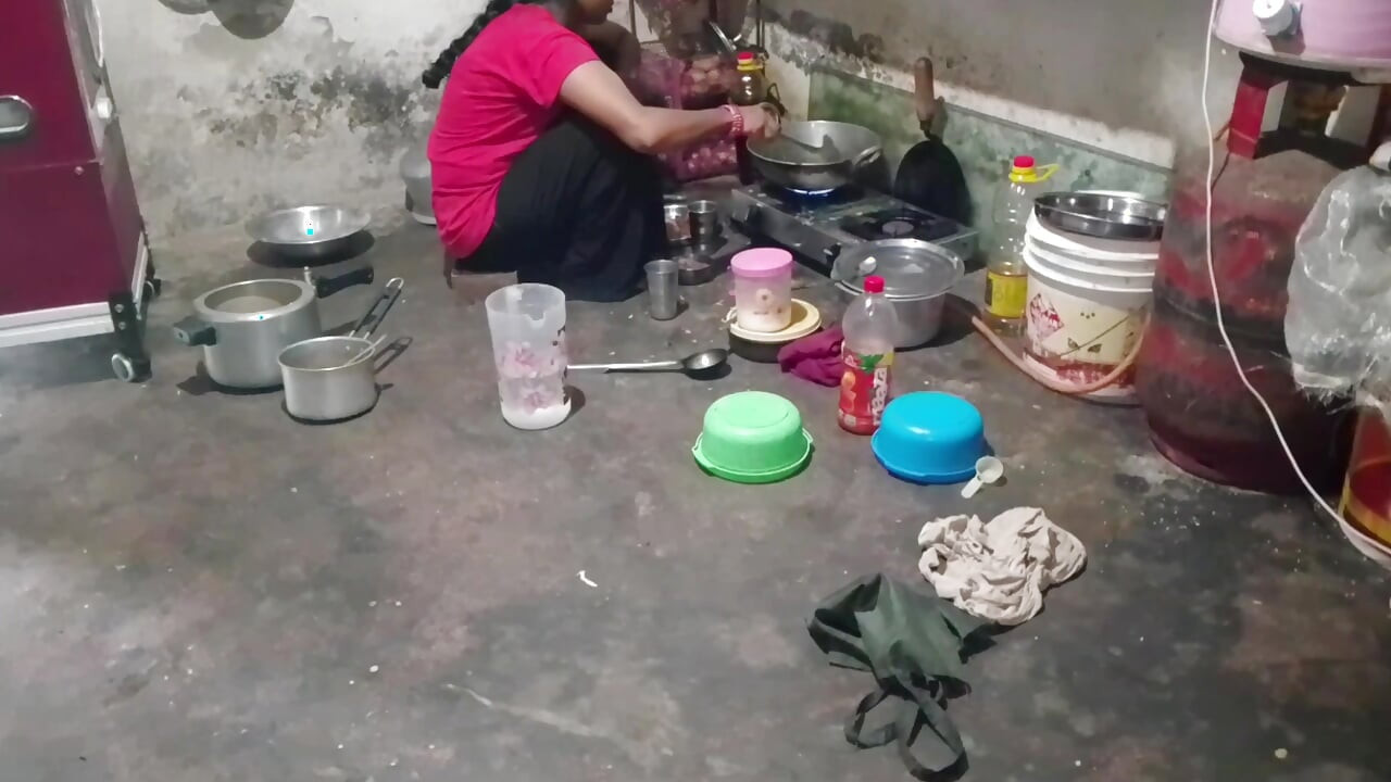 Bhabhi Ke Kulli Ime Ke Apni Tissit Pe Pani Niki Hindi Audio