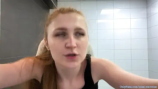 Sex in the Gym..How Am I Supposed to Finish My Workout ?!