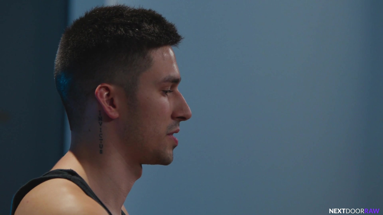 华丽的twnk性感翻转乱搞现实生活中的tatted BF大屁股