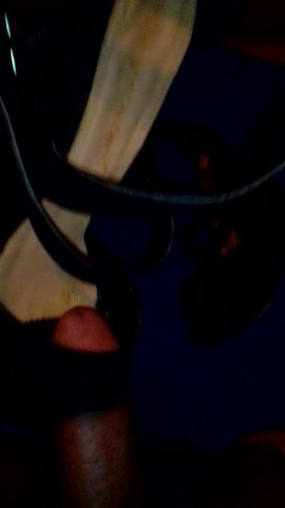 Black wedges shoejob