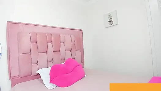 Wow, ich dachte, die stiefschwester ist eine jungfrau! Aber nein