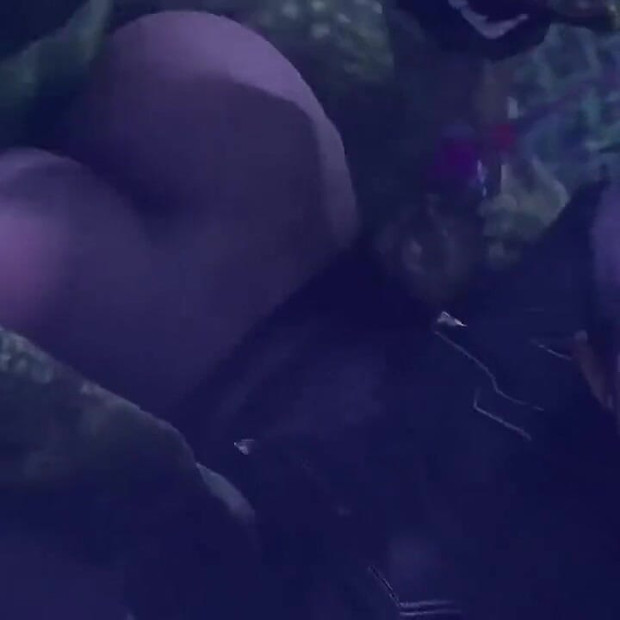 숲의 여자 자지