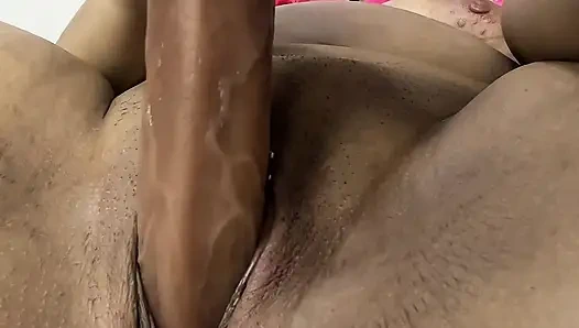 Ona dokunma takıntısı kalın vajinasını spermle derinden dolduruyor