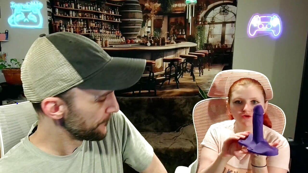 Rewuwa Sitta och rida vibrator unboxing och onani