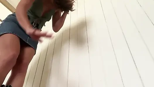 Giantess Cowgirl: Denim Skirt & Leather Boots Stomp