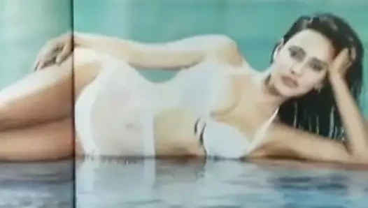 neha sharma için Cum haraç..!!!!
