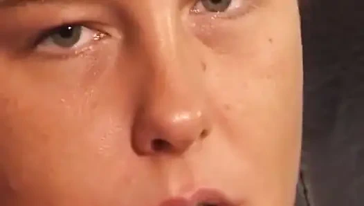 Bu Alman bayan oyuncu seçmelerinde amıyla nasıl oynuyor izle