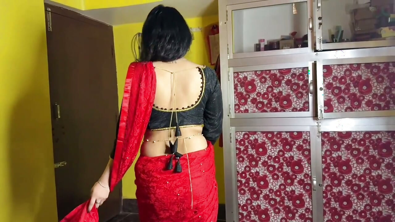 Desi Hot Bhabhi ji catch her devar whole masterbation at home, then the had sex together, Hindi sex video with Dirty talking