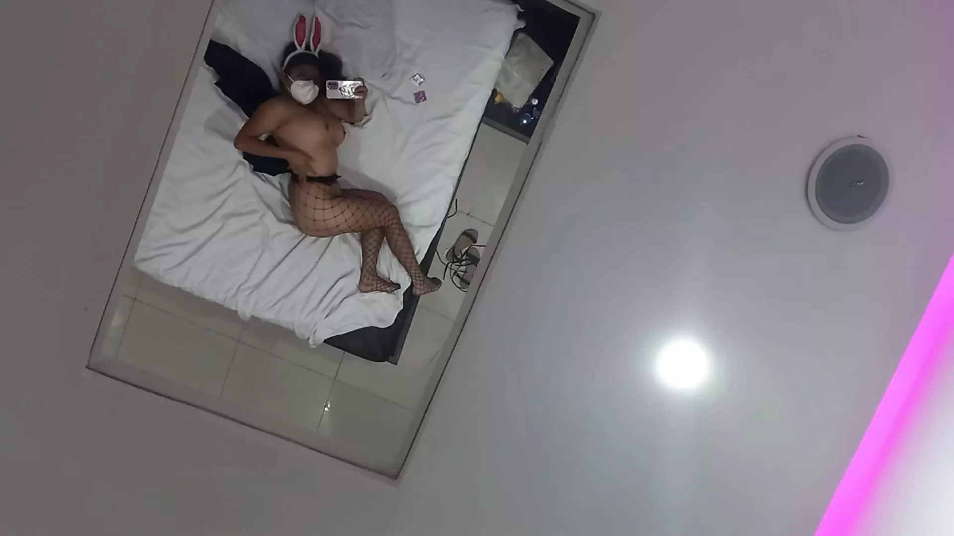 The nightclub room debuts with a Venezuelan with an angelic body and beautiful tits