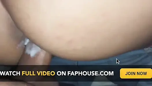Aku bayar uang sewa rumah dengan memek sempit dan besra