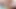 Büyük orta yaşlı seksi kadın klitorisini açık havada havuz kenarında dildoyla ovuyor