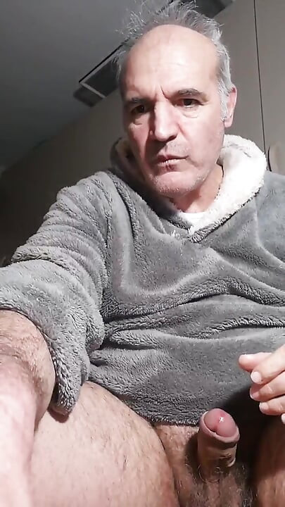 February 10 Online Evening Show with Cumshot in Your Face!