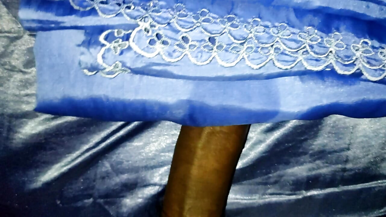 Satin-seide handjob Porno - Fick und reibe salwar (152)