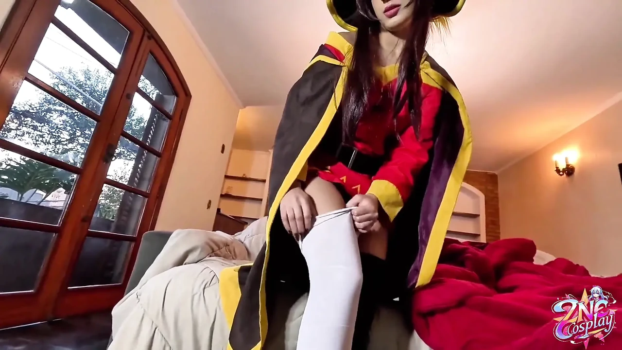 Zne Cosplay - Megumin From Konosuba Ft. Waifusjuice & Qrozne