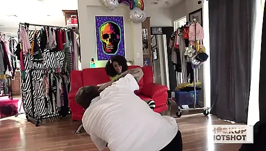 Bts - si mungil mi ha doan suka banget dientot sama bryan gozzling!