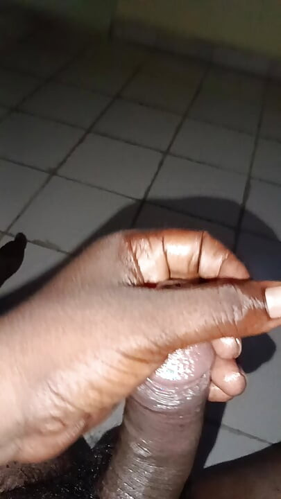 Big cock seeking women for sucking  my cock