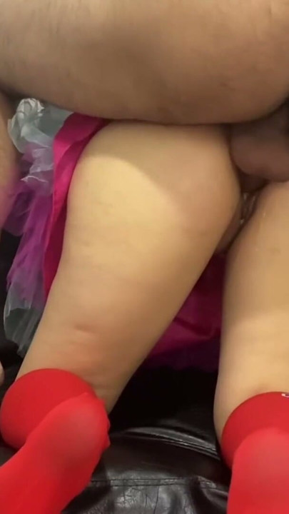 My innocent stepdaughter is sending provocative videos to her boyfriend I like to see her like that with that skirt and then her in a video | Clip 2