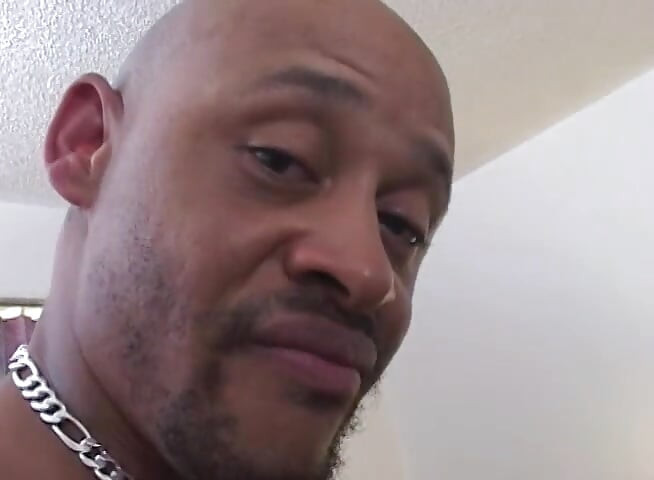 Crnkinja s velikom guzicom!!