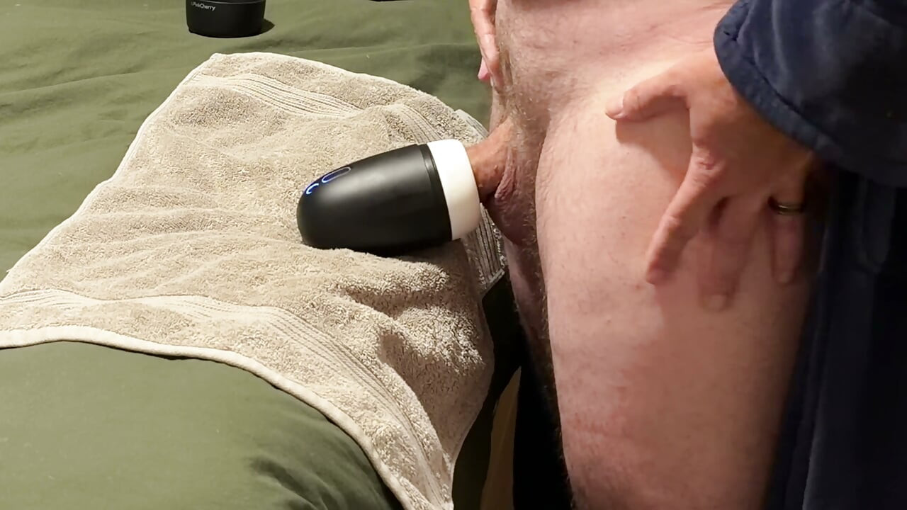 Using cum as lube in my blowjob vibe hands free orgasm