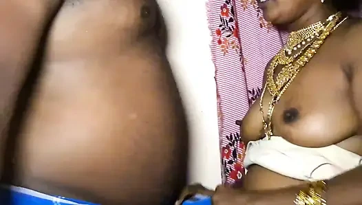 Tetangga Nakal Mendapat Layanan Erotis Dari Istri Orang Di Sebelah Rumah