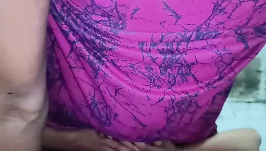 Hintli kızın holi'de anal seksi