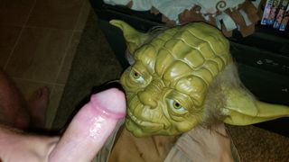 Yoda gets a facial
