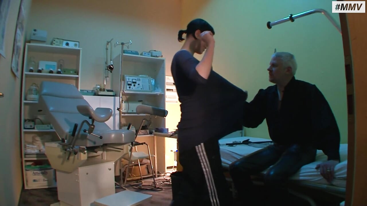 독일 노예 - BDSM 소녀