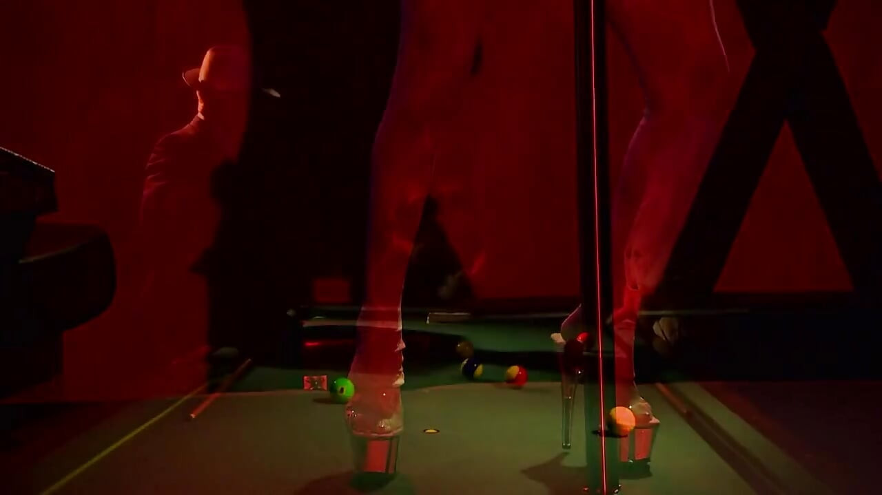 Bàn bi-a nóng bỏng chơi tập thể với trêu chọc khiêu vũ cực mạnh