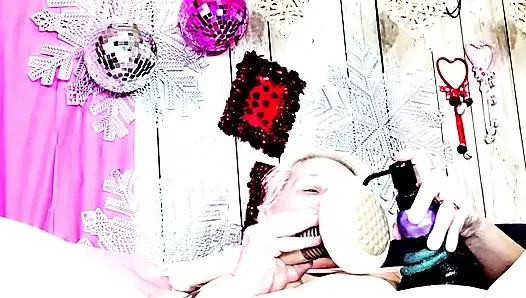 Вылизывающей киску, трусики на пол, Изобилие