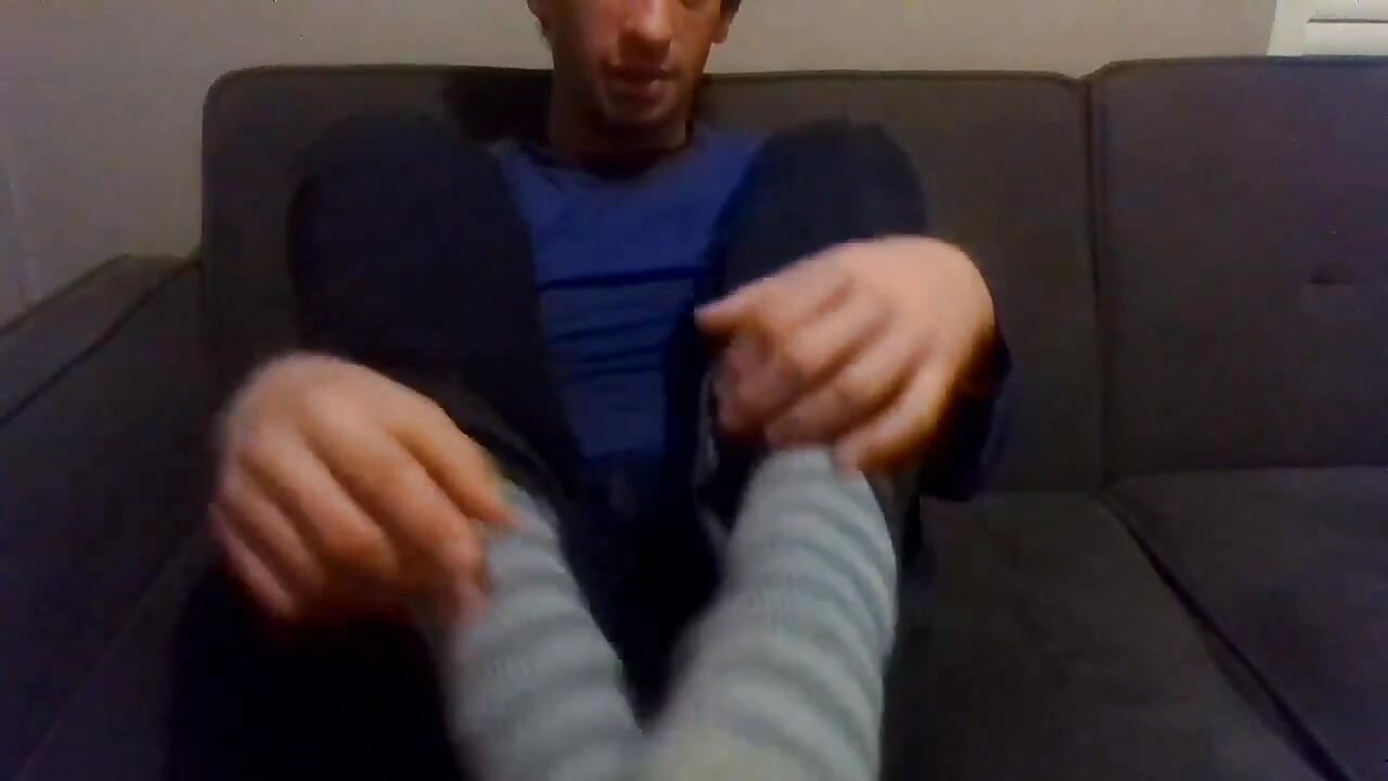 Footplay Fetish Fanclub Video of the Month (ffvotm); Bonus Video May 2021 (no Audio)