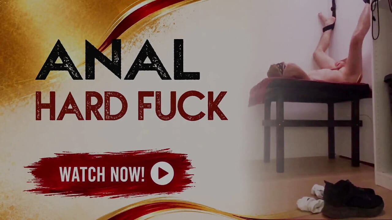 Twink îl lasă pe Suich să facă sex la Gloryhole