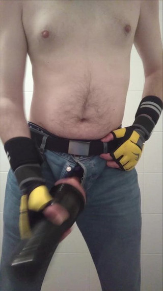 Boxer in Levis gets fleshed and cums on his glove