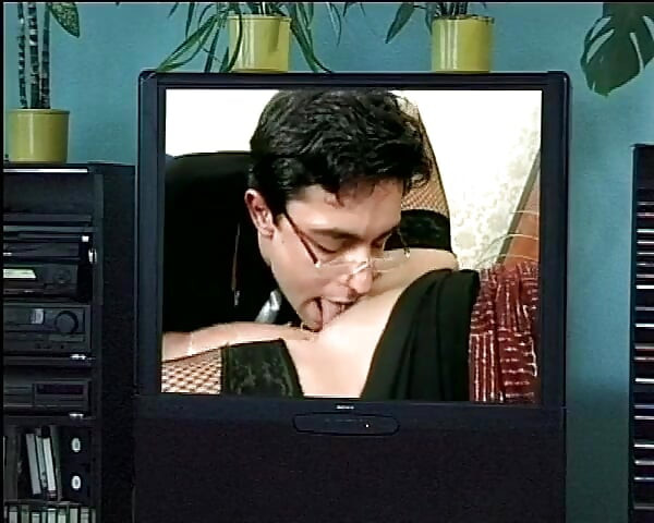 Angelica Bella en la signora degli uccelli escena 02