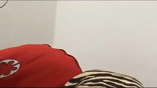 Lezbiyenler bebek amına dildoyla mastürbasyon yapıyor