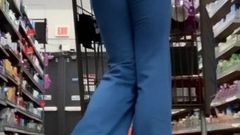 Strakke spijkerbroek uit de jaren 70, Walmart, sexy openbare mietje Cindie