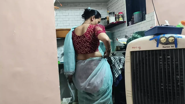 newly love marriage couple romance and fucked in hindi sex video