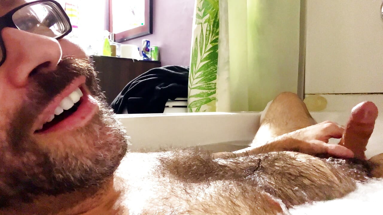 Rub a dub dub a handsome hairy horny daddy in the tub