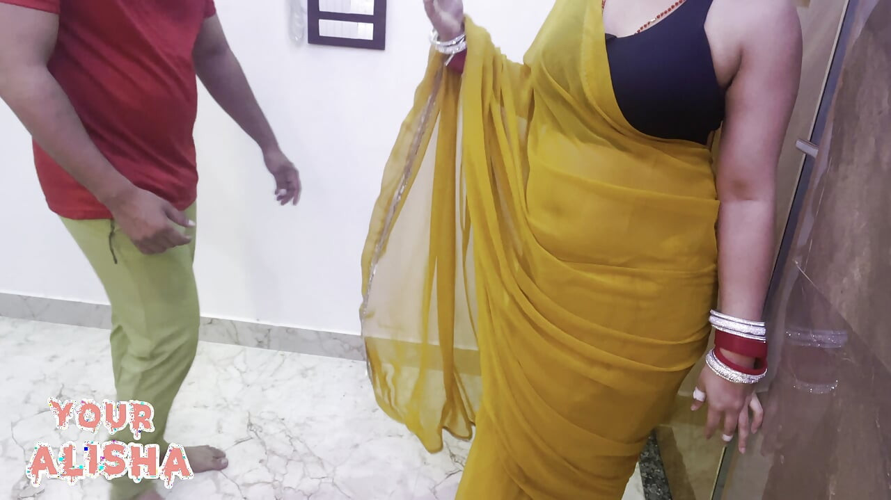 Chachi Ke Bade Aaam Chuskar Choot Chodi ft.Alisha & Sammysins