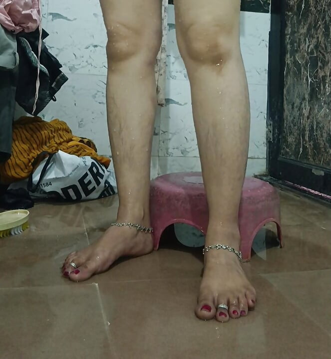 Priya Bhabi Hot Bath Show