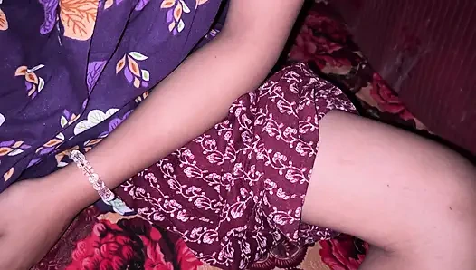 Adik tiriku pengen banget aku entot pantatnya