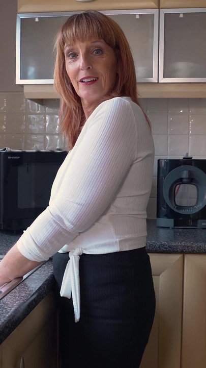 Beau Diamonds - Seductive Step-mom
