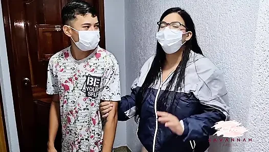 Beautiful chubby girl loses her virginity to her skinny boyfriend in a motel - Savannah Watson
