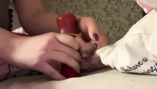 Fucking my pussy with 1kg weights