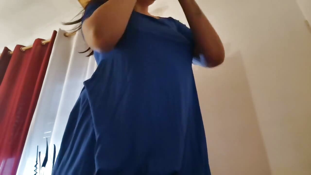 Pezón duro lleno de leche