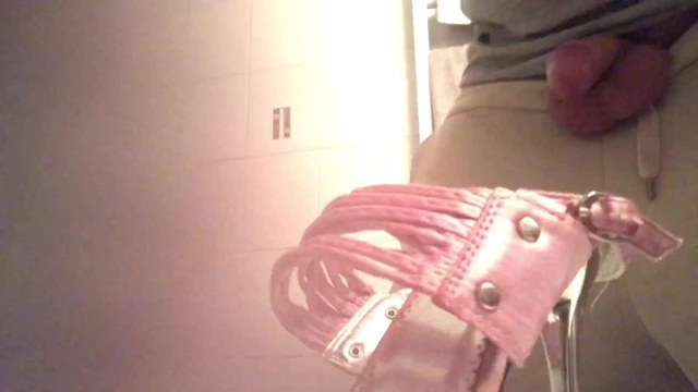 Cum in pink heels