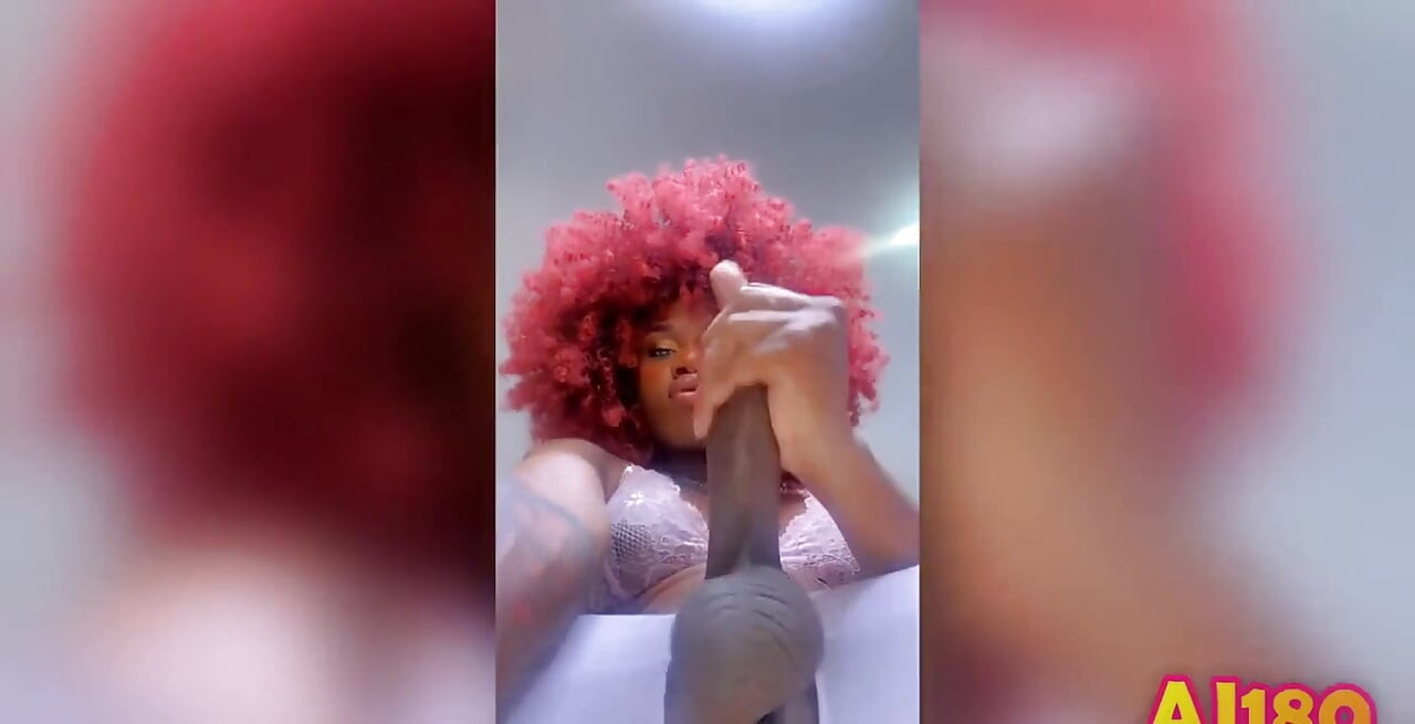 Barbie umflătură, partea 1 Să încercăm asta din nou...