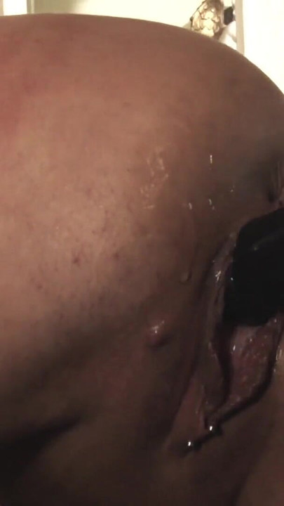 Powerful moment from "Domina laesst sich von Ihren Freundeinnen Arsch und Pussy lecken"