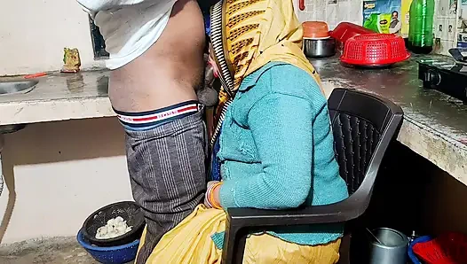 Дези Бхабхи трахнули в задницу